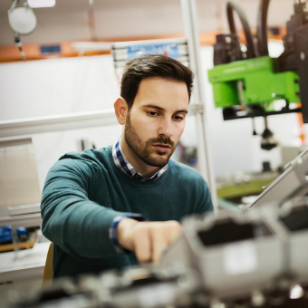 custome review profile-3