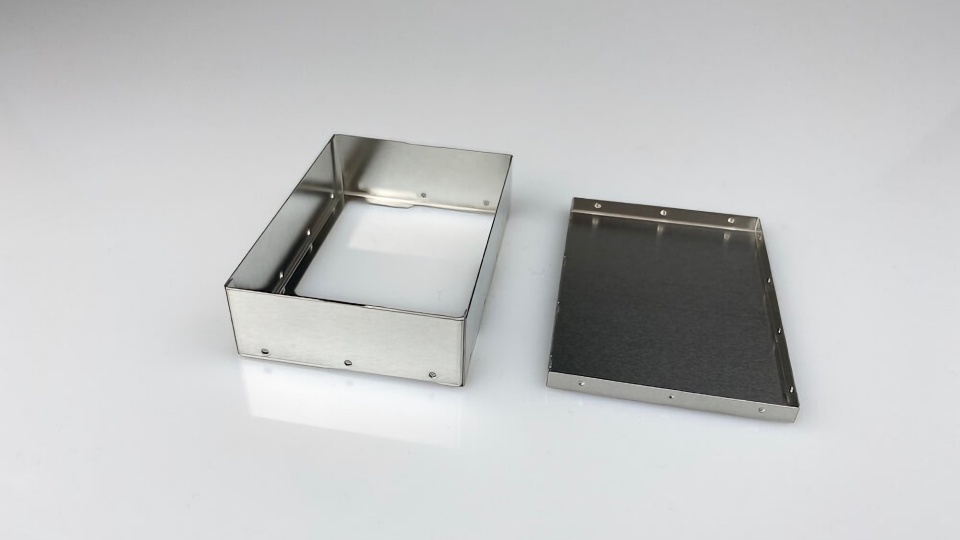 Two-Piece Shields with Removable Lids