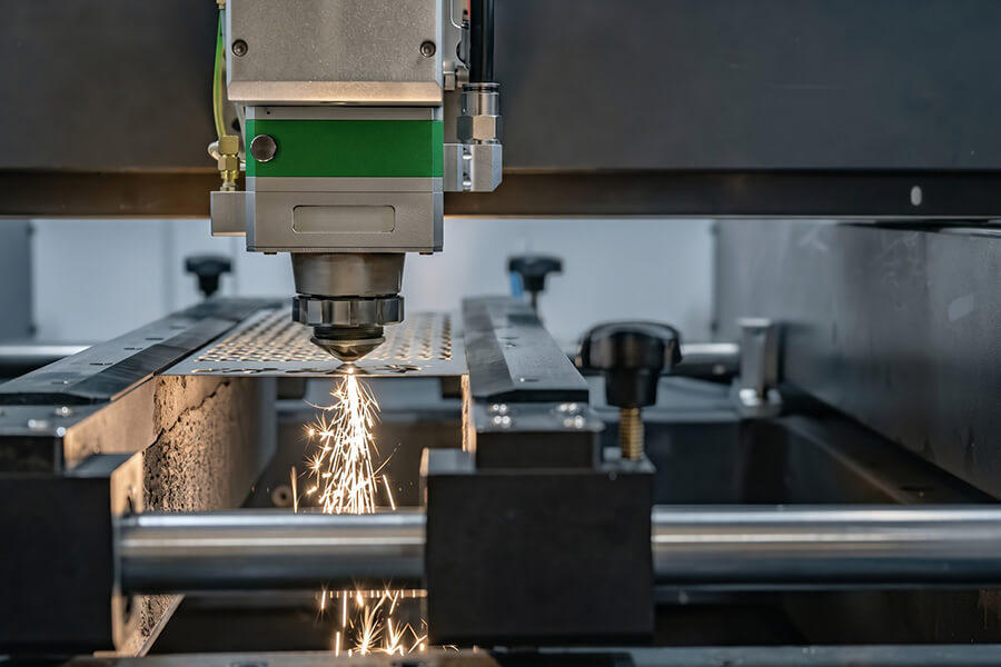 Rapid prototyping and DFM for precision medical components