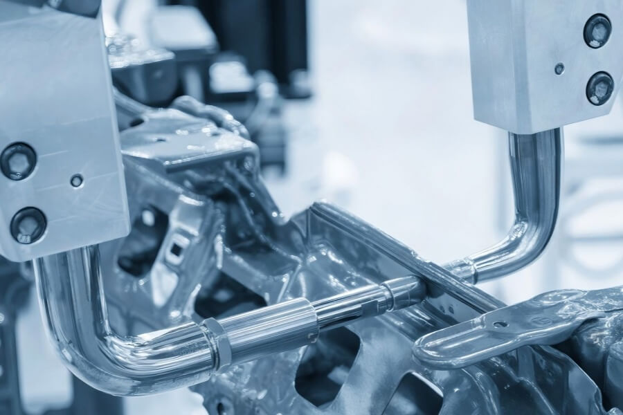 welding robots for automotive parts