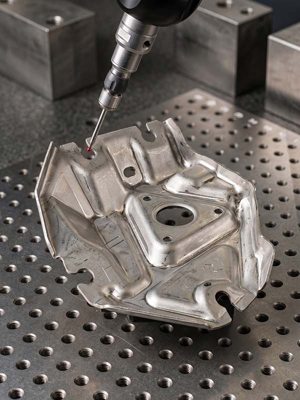 CMM dimensional inspection of metal part