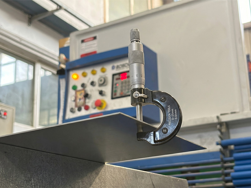 Precise sheet metal gauge measurement