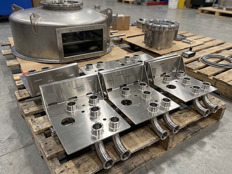Precision 316L stainless steel components for medical robotics