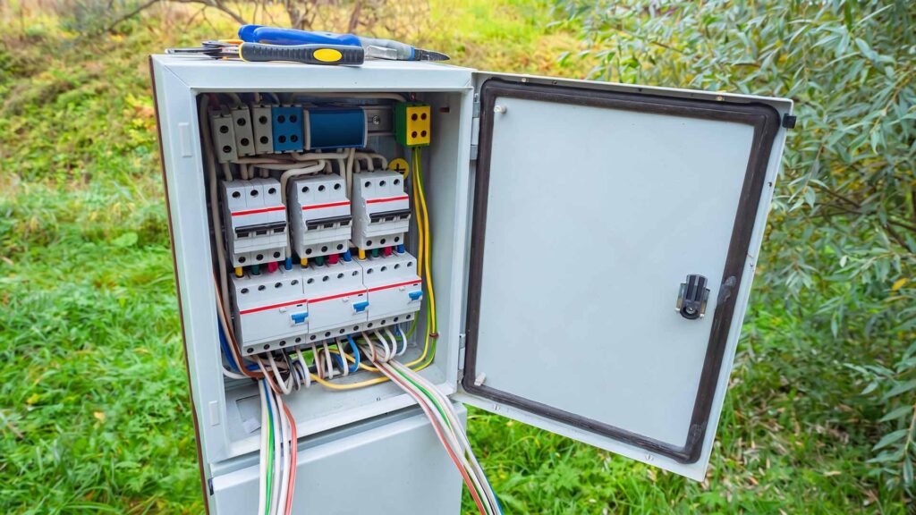 Open outdoor sheet metal enclosure with rubber gasket