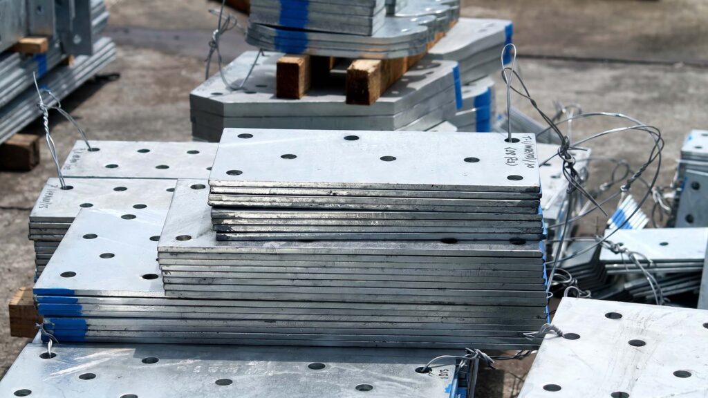 Stacked bare HRPO steel plates for fabrication
